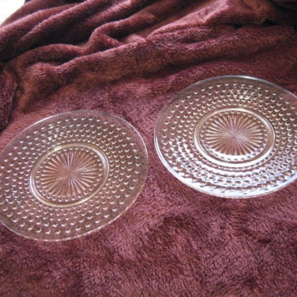 Lot of 2 Lunch Plates Vintage Pink Hobnail Bubble Depression Glass 8 3/8” - Picture 7 of 11